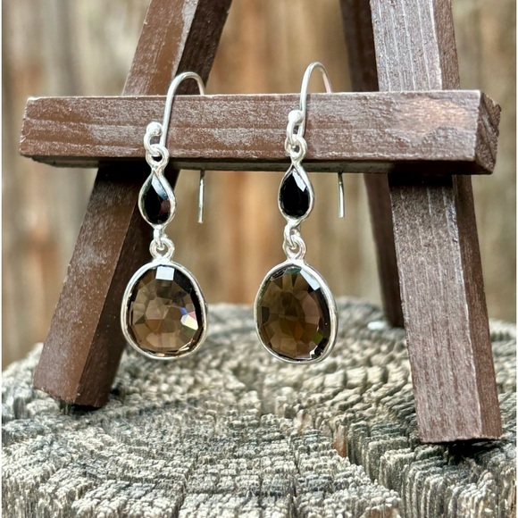 Smoky Quartz & Onyx Earrings - Picture 3 of 14
